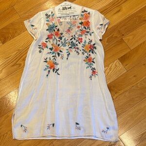 Johnny Was White Vneck dress with Multicolor Floral Embroidery